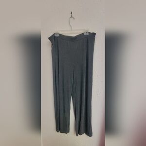 #104 Travelers by Chico's Silver Grey Dress Pants Size 2 (12)